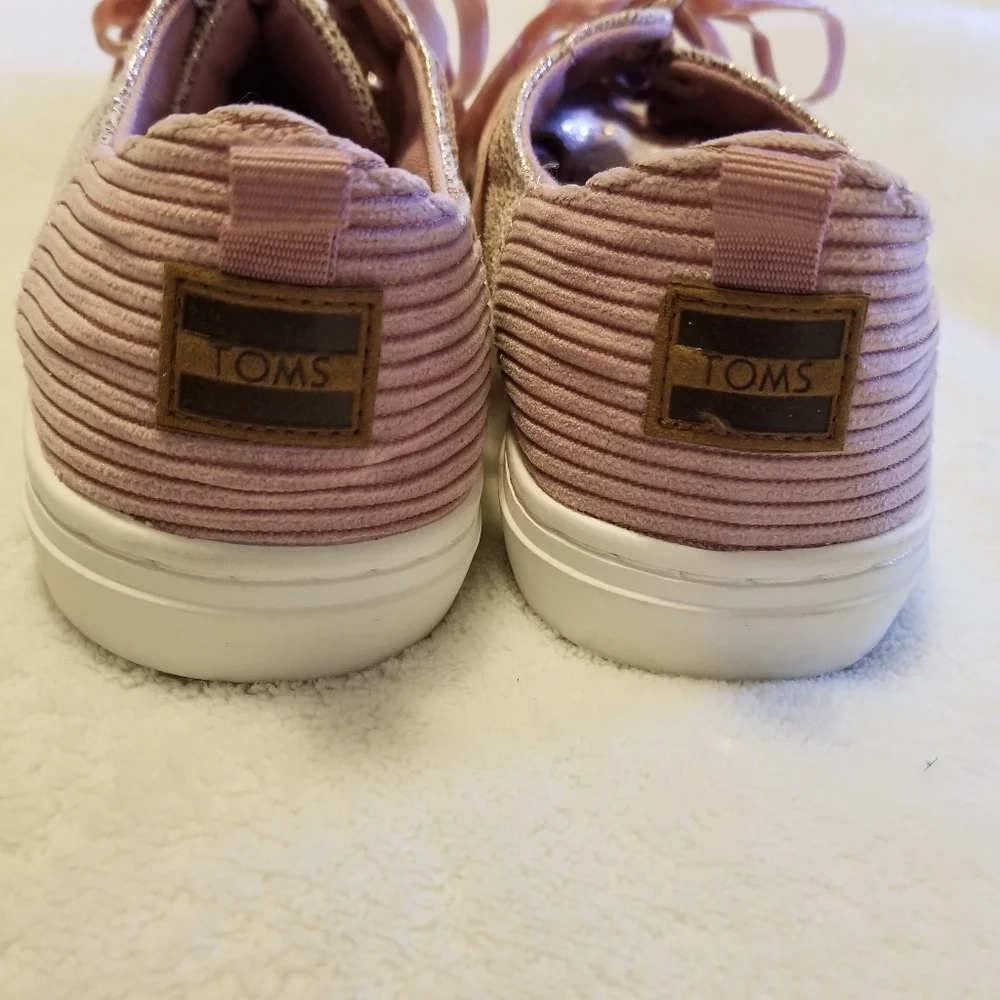 Toms Youth Pink Sparkle Lace Up Sneakers  Size 6 (Big Girl) Shimmering Crackle